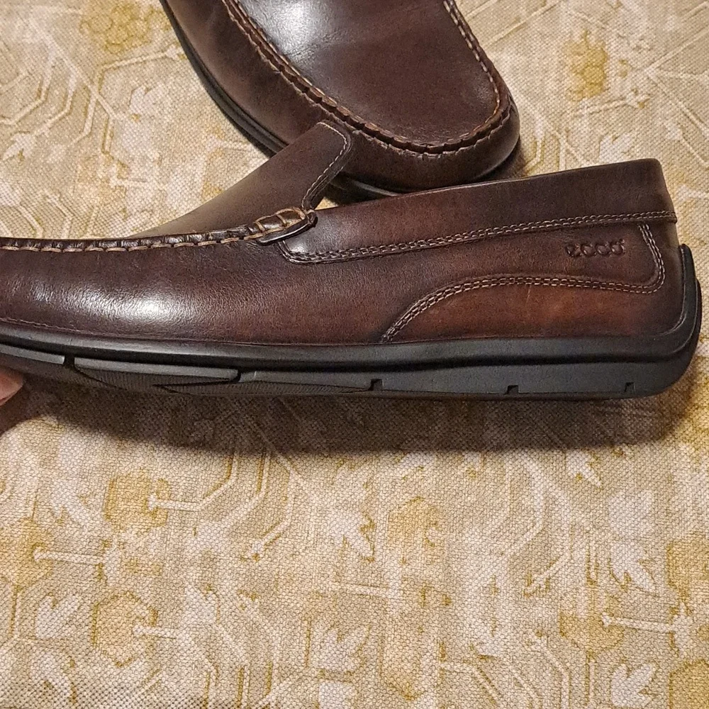 ECCO Men's Dark Brown Leather Slip-Ons Size 42.  (8.5) New Without Box. - Picture 4 of 6